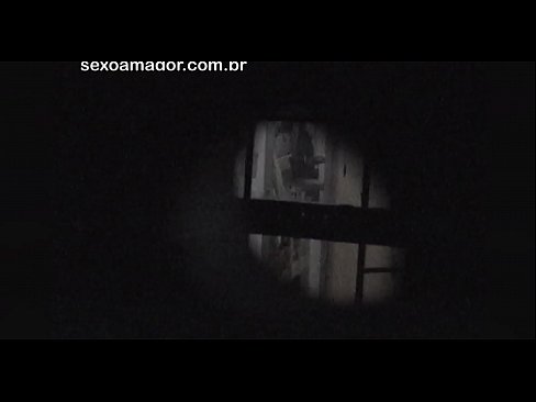 ❤️ Blondie viene segretamente filmato da un voyeur del quartiere nascosto dietro mattoni cavi ❤️ Porno vkal it.sexflashgame.ru ❌❤